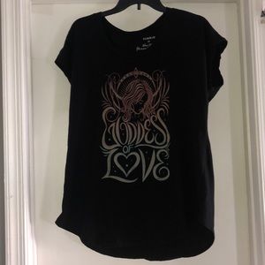 NWOT Torrid Goddes of Love tee